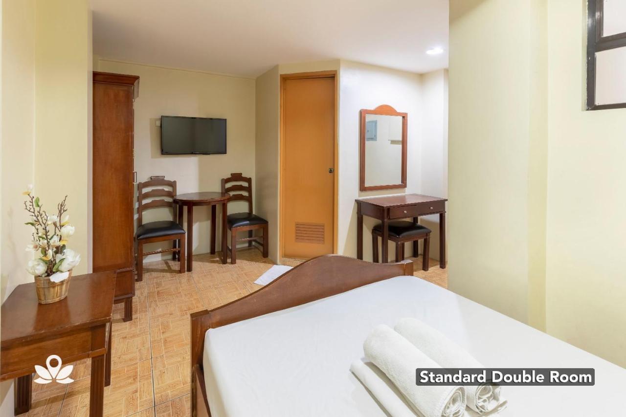Zen Rooms Korner Hotel Qc Cidade Quezon Exterior foto