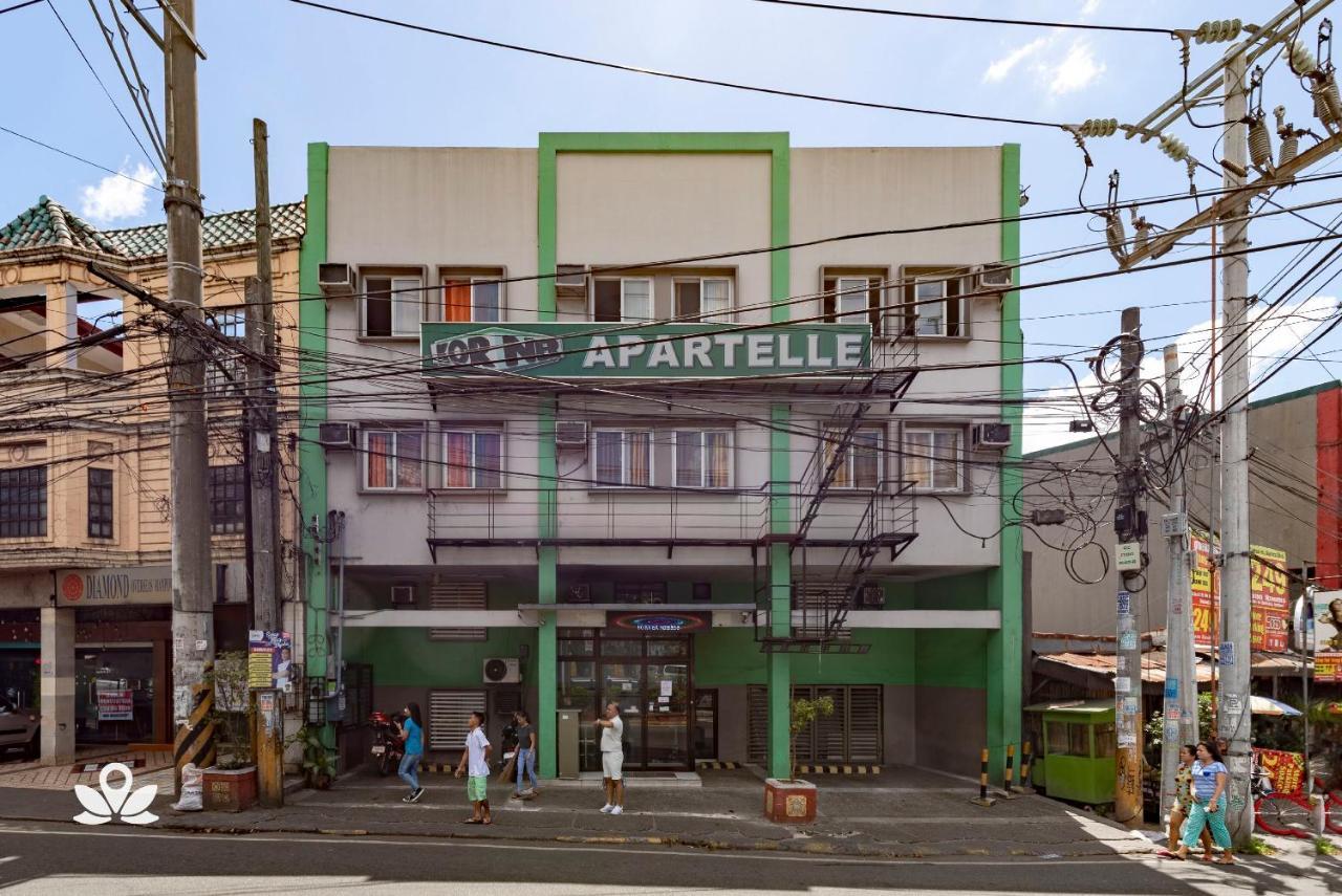 Zen Rooms Korner Hotel Qc Cidade Quezon Exterior foto